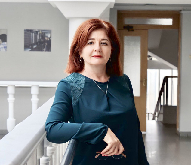 Отнюкова Маринэ Сельбертовна