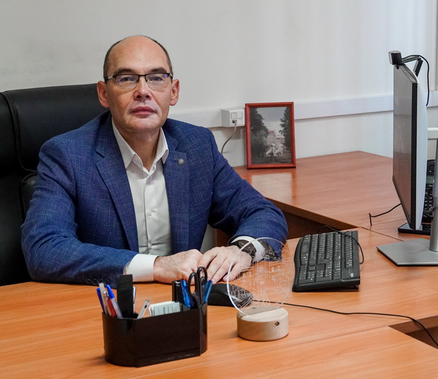 Проректор по учебной и методической работе Удалов Сергей Валерьевич